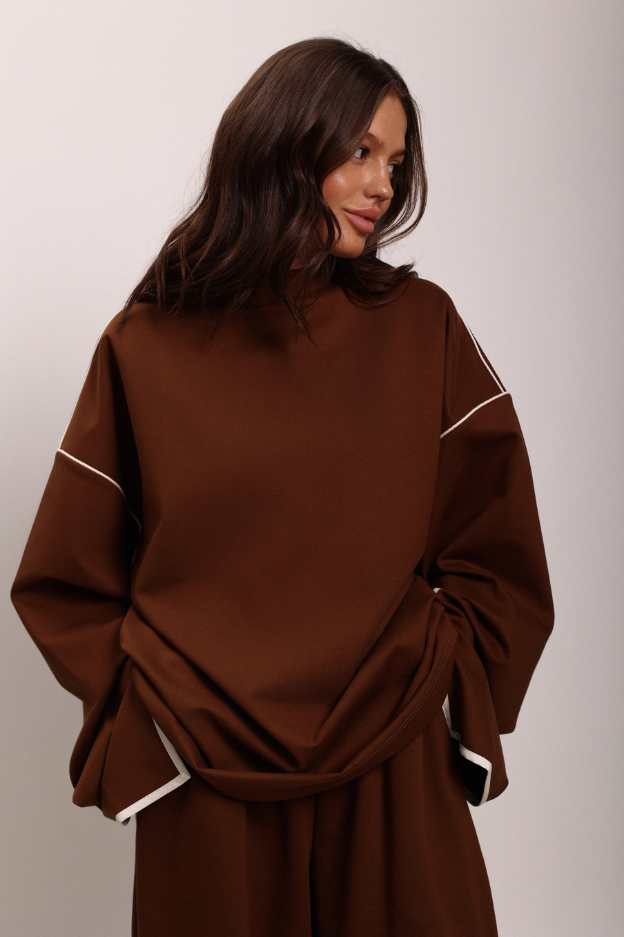 Джемпер с кантами из джерси