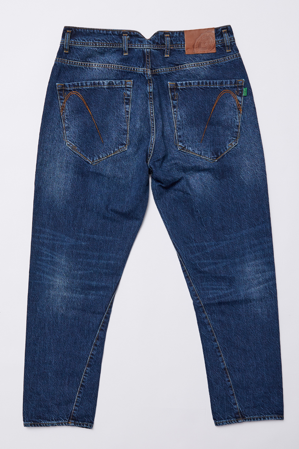 ДЖИНСЫ СВОБОДНОГО СИЛУЭТА