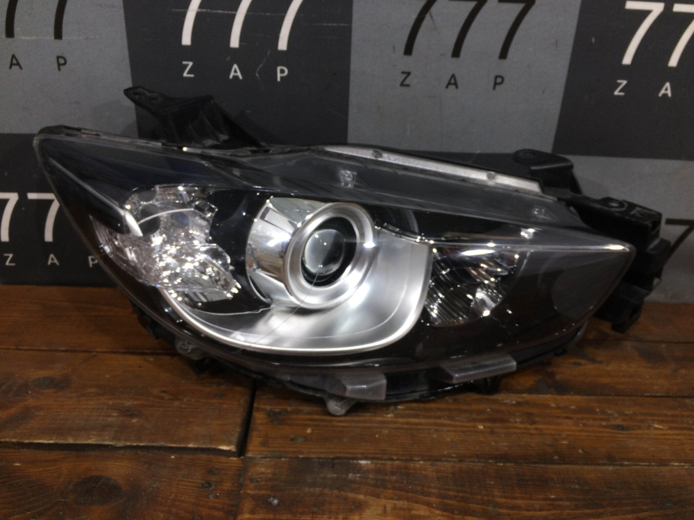 Фара правая Mazda CX-5 1 (KE) 11-17 Б/У Оригинал KD5351030J
