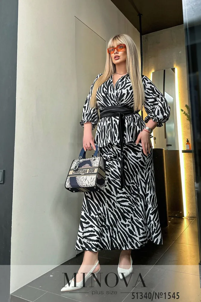 Костюм 1545-черный Minova