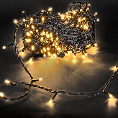 Светодиодная гирлянда "Нить" Белая теплая 18 метров. Черный провод. Влагозащищенная