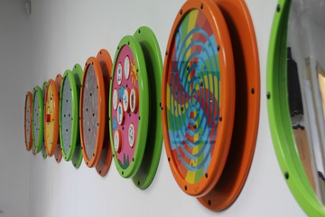 Панель Wall Plate для крепления настенных круглых игровых модулей