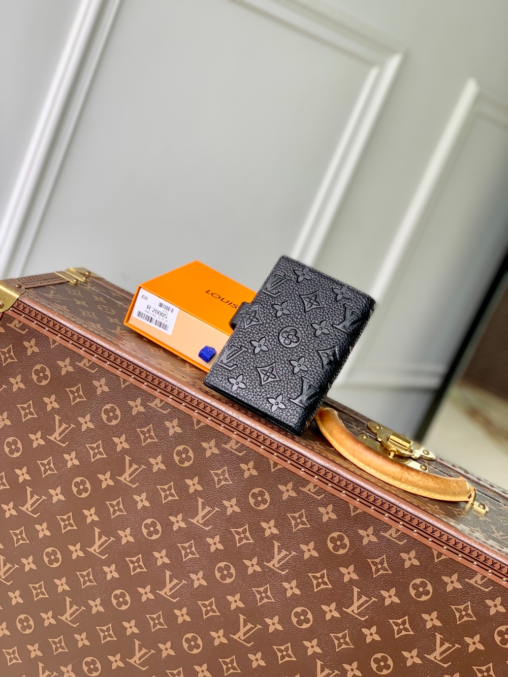 Louis Vuitton Small Ring Agenda