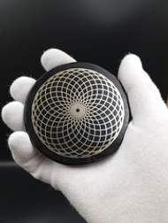 Зеркало из обсидиана с принтом 70 мм