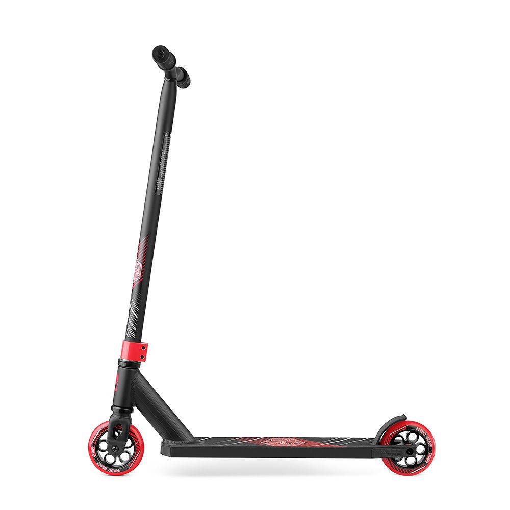 Трюковый самокат Madd Gear Kick Extreme