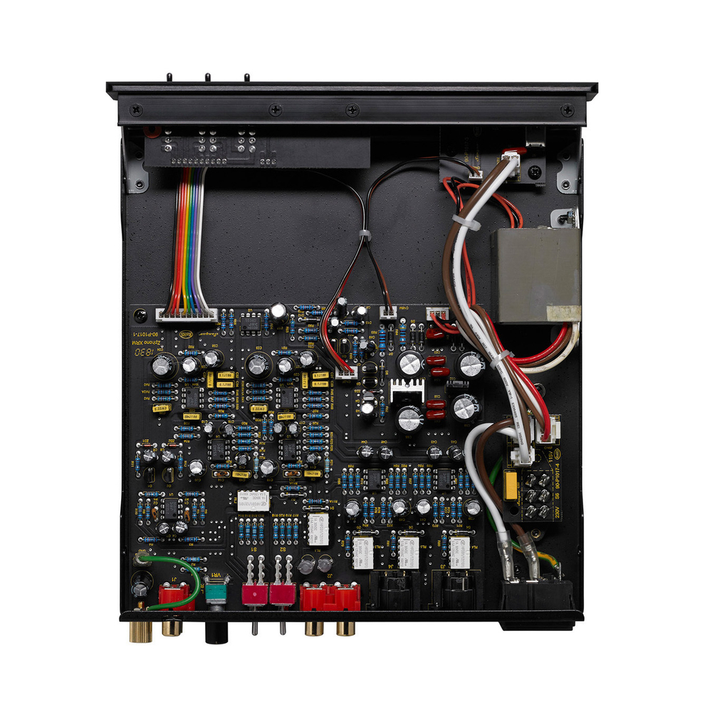 Parasound Zphono XRM, фонокорректор ММ/МС