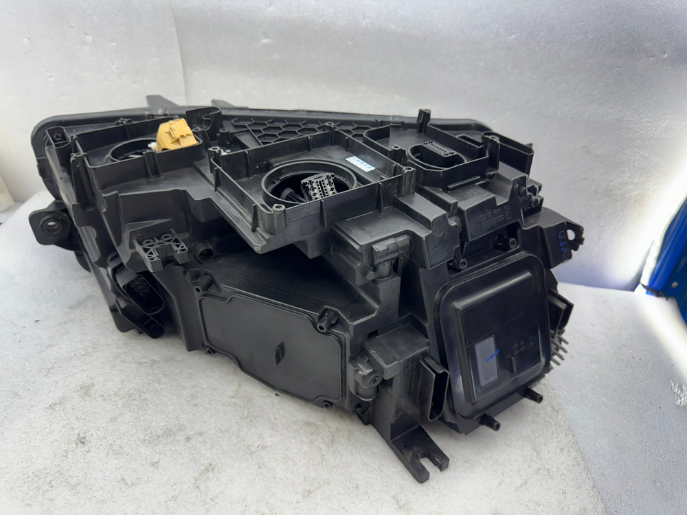 Блок фар (LED) для Volkswagen Phideon, оригинал,