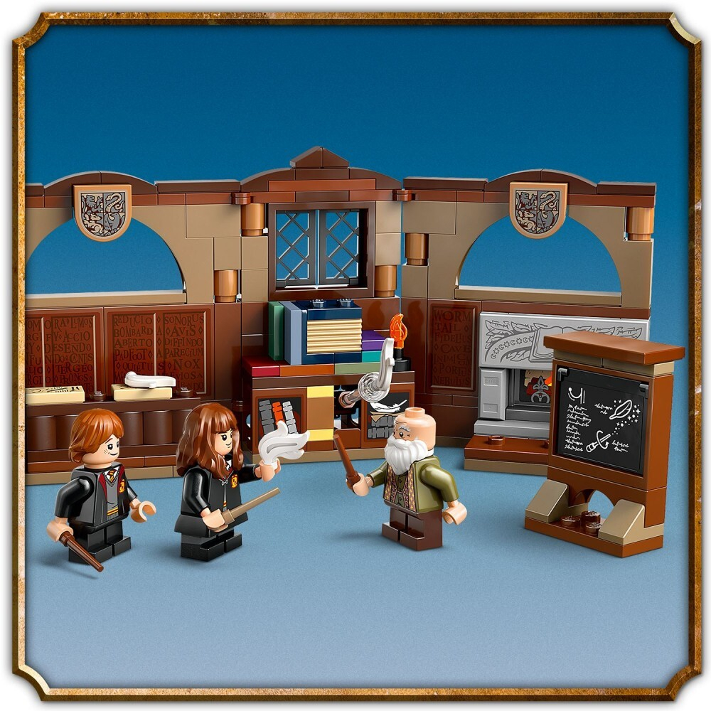LEGO Harry Potter/ Замок Хогвартс: Класс заклинаний и чар/ 76442