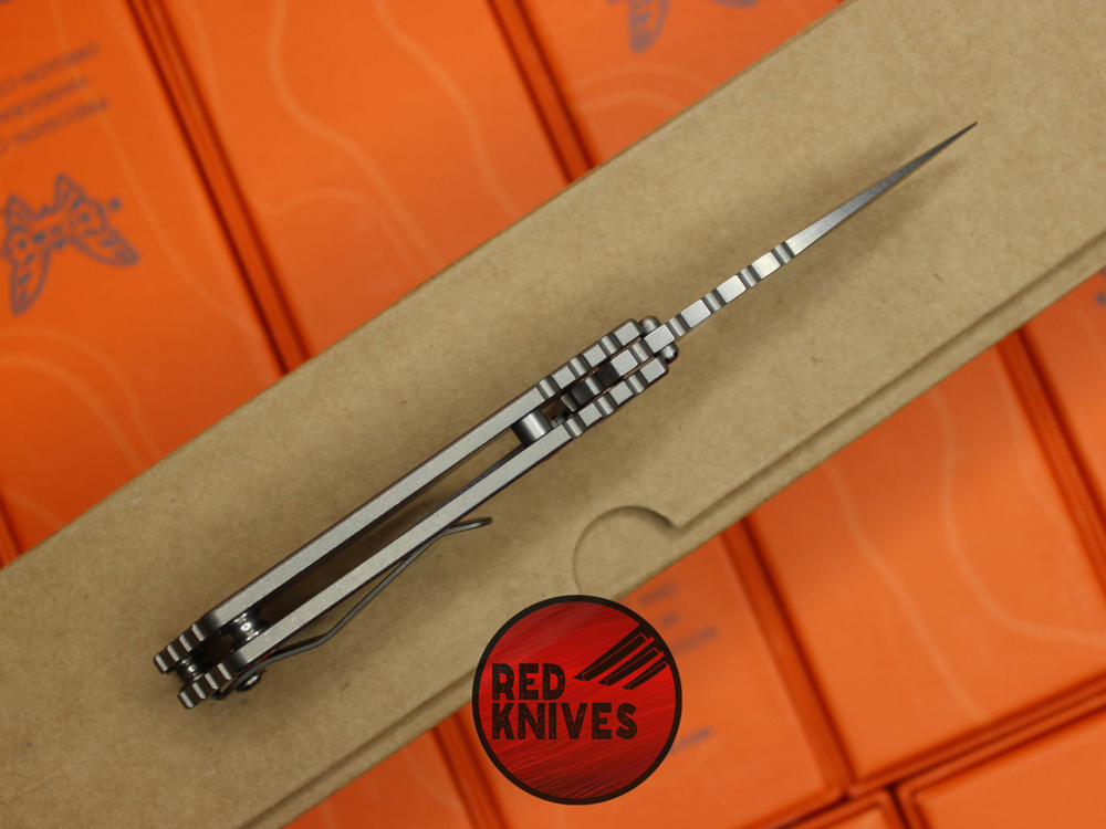 Нож Strider PT Titanium Skull - гравировка череп