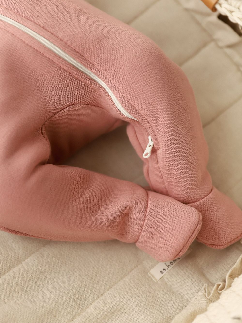 Комбинезон-косуха с закрытой ножкой "Дымчатая роза" утепленный 0+