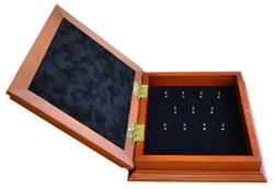 Деревянная ключница настенная "Денежное дерево"