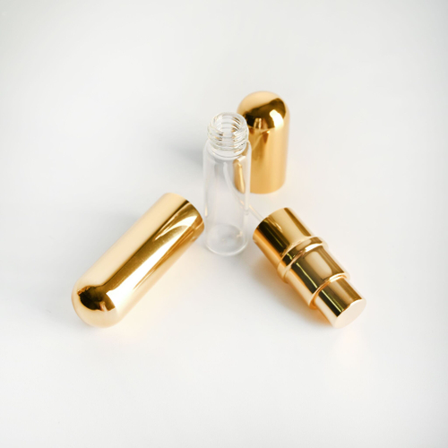 Атомайзер с распылителем 5 мл золотой