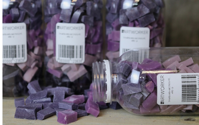 Колотая смальта в бутылках