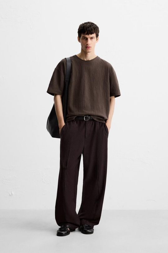 ZARA ФУТБОЛКА RELAXED FIT ИЗ РЕЛЬЕФНОЙ ТКАНИ, ШОКОЛАДНЫЙ