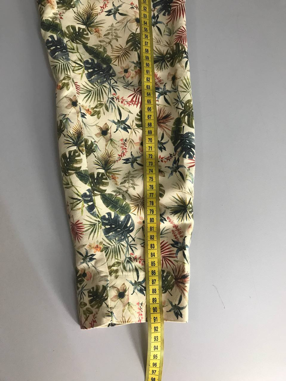 Брюки Reserved цветочные, маркировка 36, визуально 42 размер