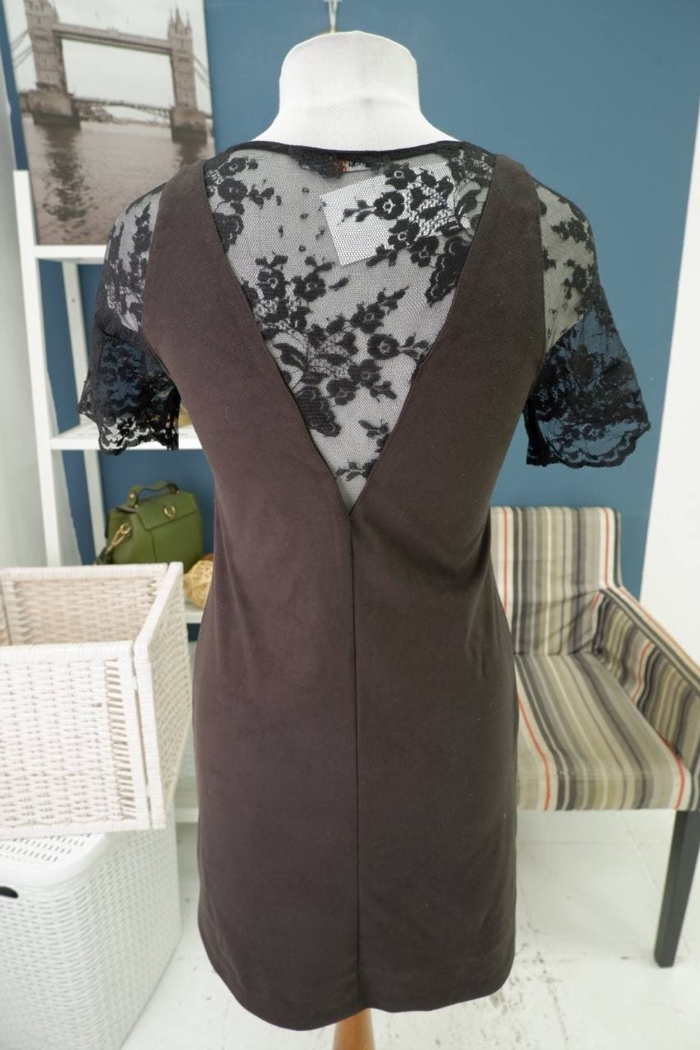 Платье Oodji с ажуром 42 размер