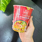 Пшеничная лапша VINFOR со вкусом Том Ям стакан 60 гр
