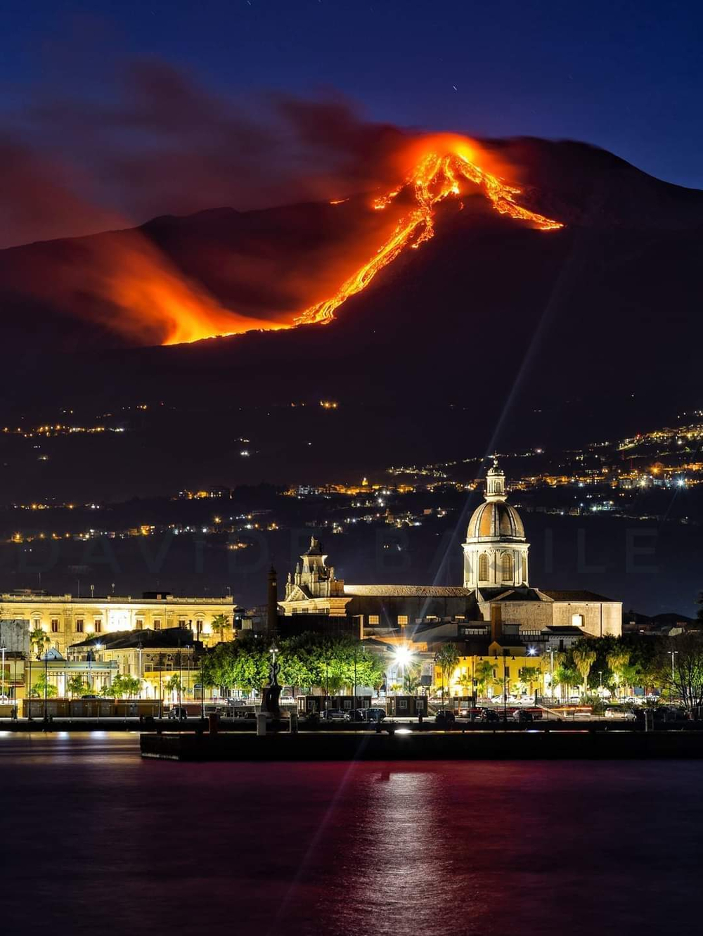 Оливковое масло BARBERA "MADRE MONTAGNA", D.O.P. Monte Etna, Extra Virgin, 750 мл. Италия