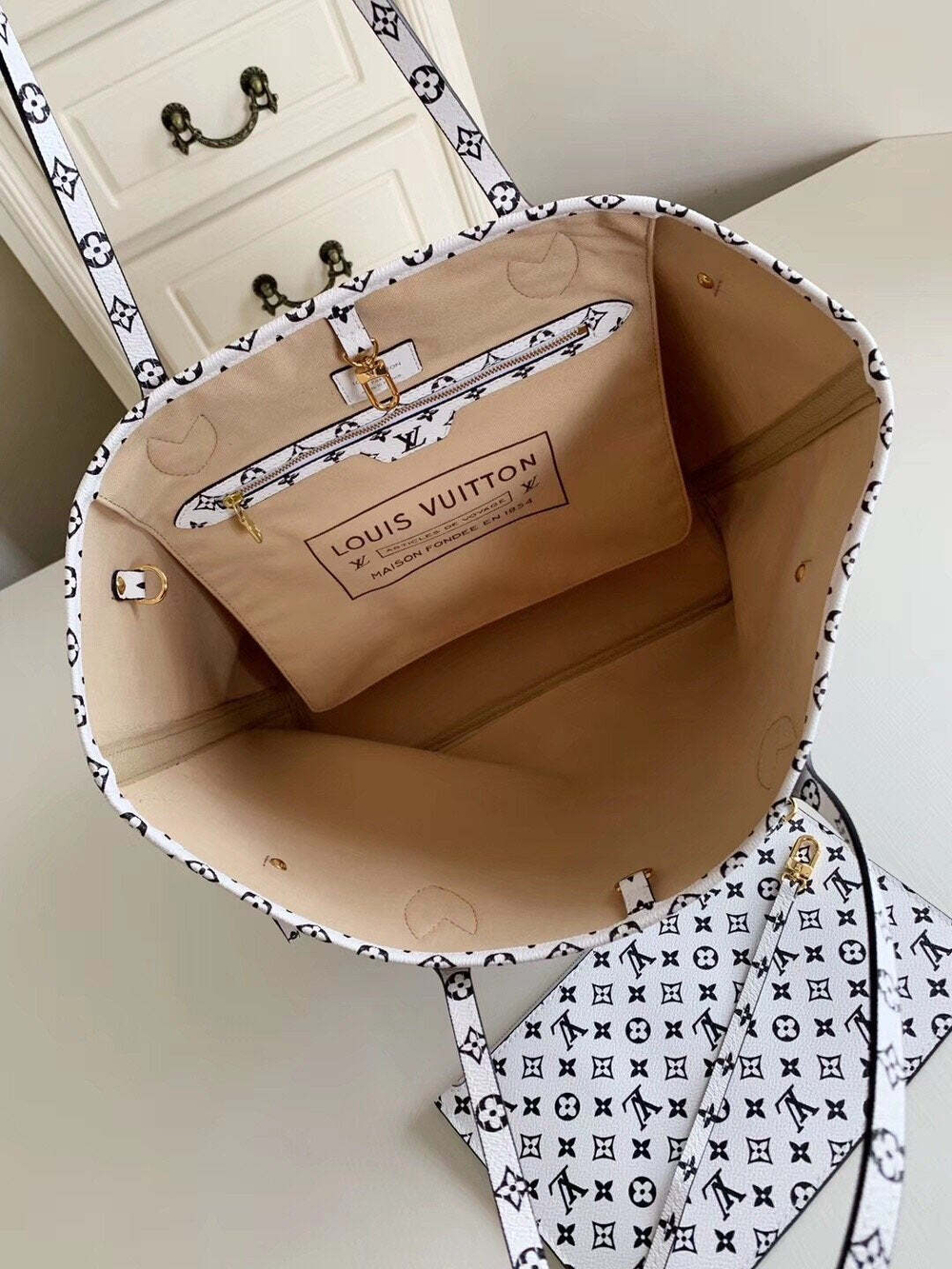 Louis Vuitton Neverfull MM