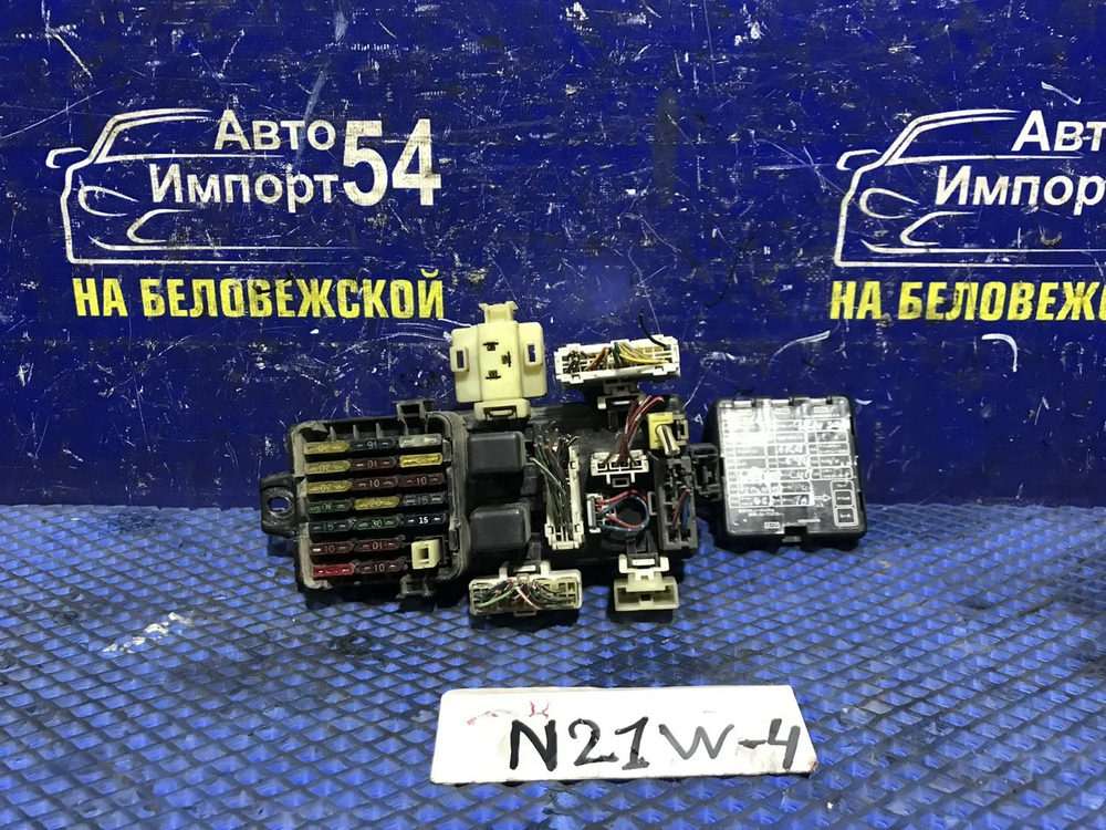 Блок предохранителей салонный MITSUBISHI RVR 1995