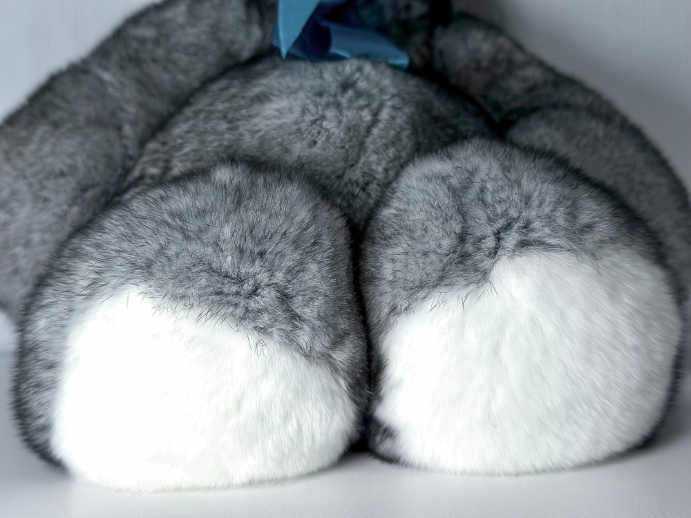 Заяц Пухляк большой (серый)