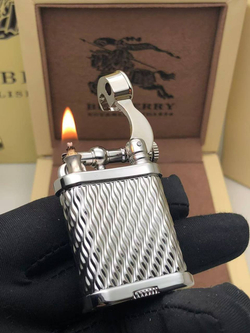 Зажигалка Burberry