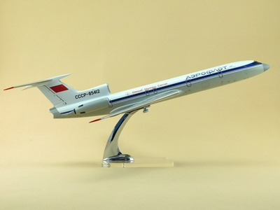 Модель самолета Ту-154Б-2 (М1:100, Аэрофлот СССР-85412 Олимпийский)