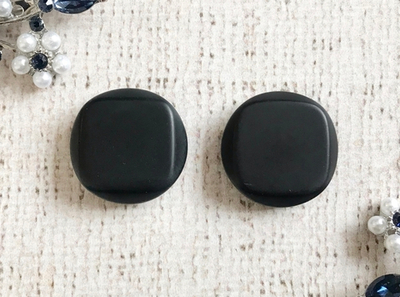 Пуговицы костюмные на полуножке, d 2,5 см, чёрный