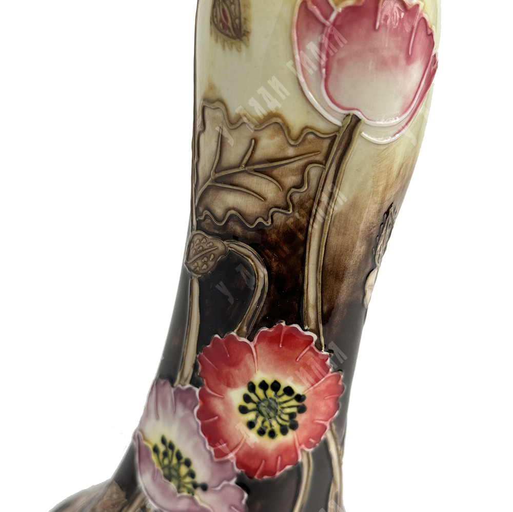 Дама с маками. Фарфор, лепнина, роспись. Италия, Pavone. 1980-90-е