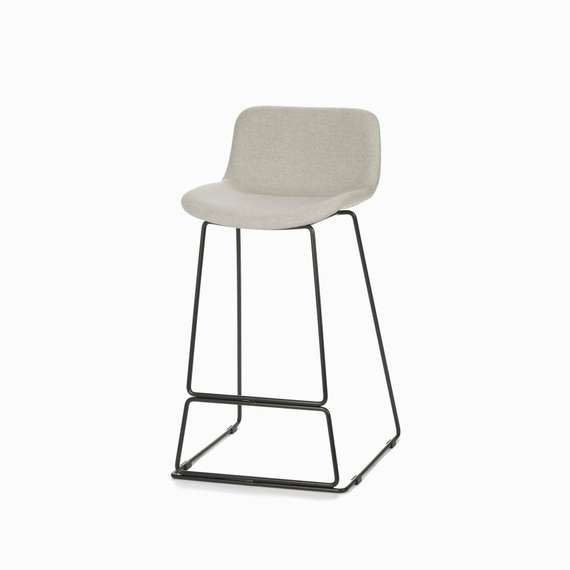 Полубарный стул Neo с мягкой обивкой