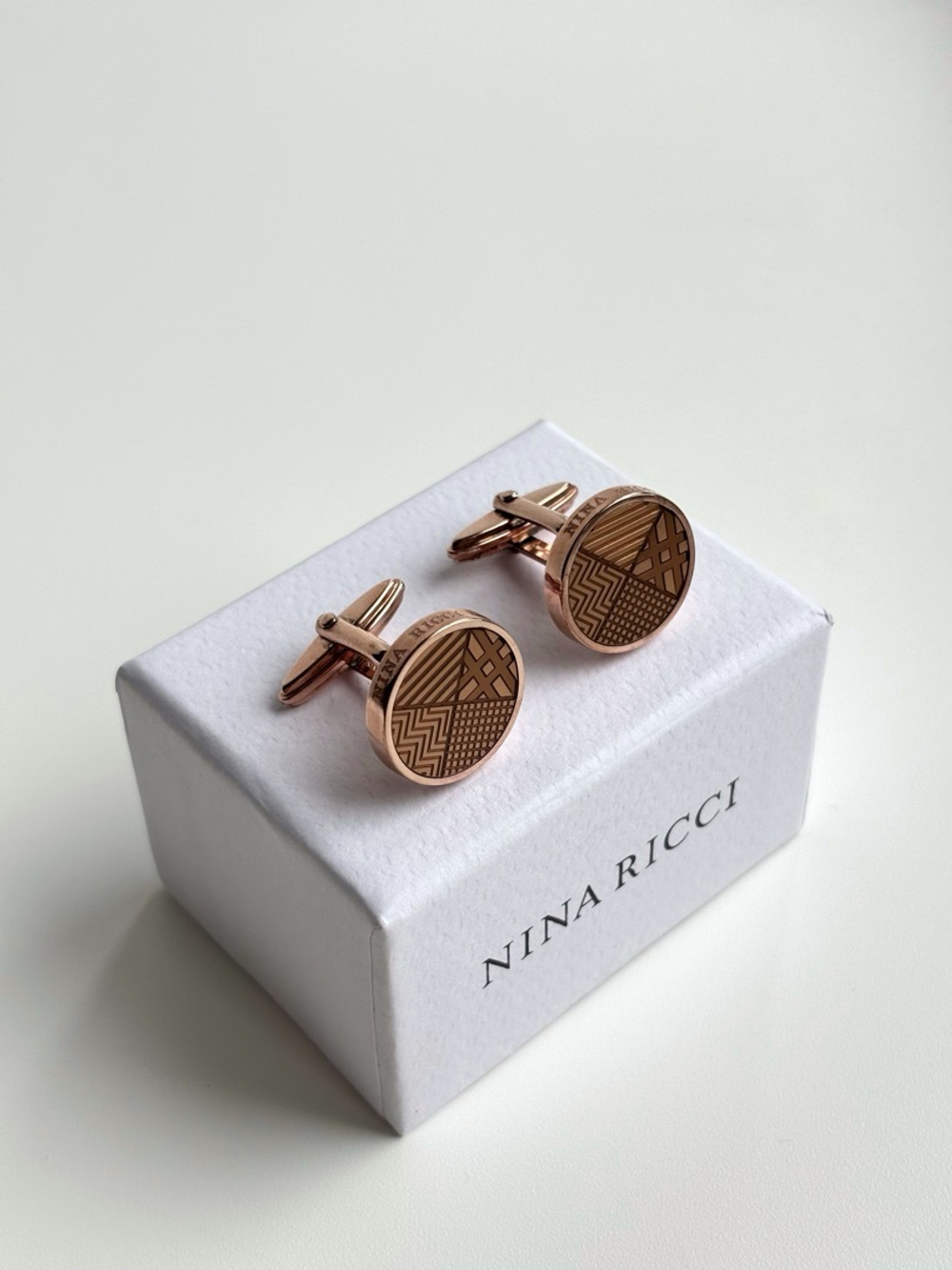 Nina Ricci 09103 0