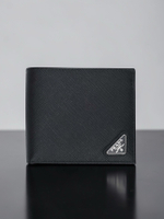 Кошелёк Prada