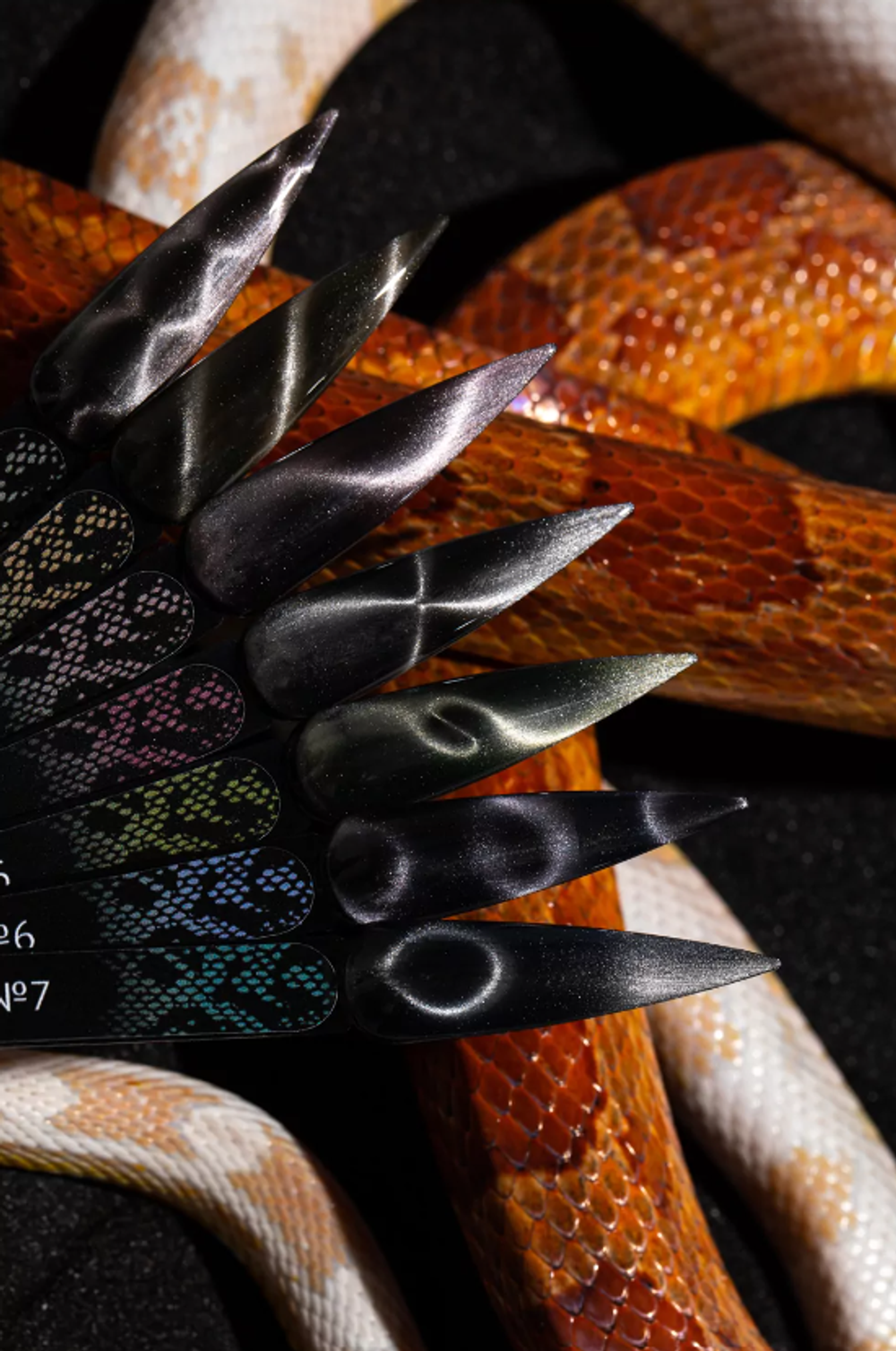 Monami Гель-лак Snake Eye №1, 8мл7