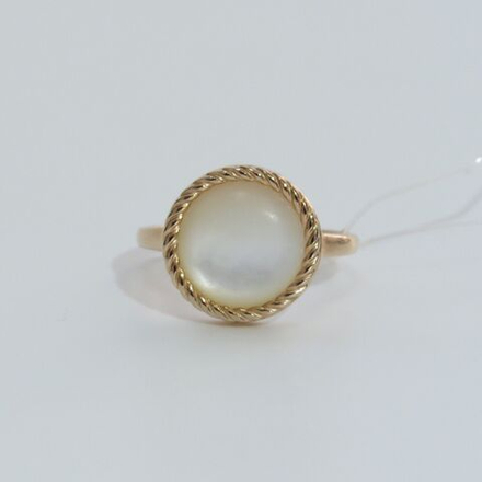 Кольцо позолоченное с перламутром круглым размер