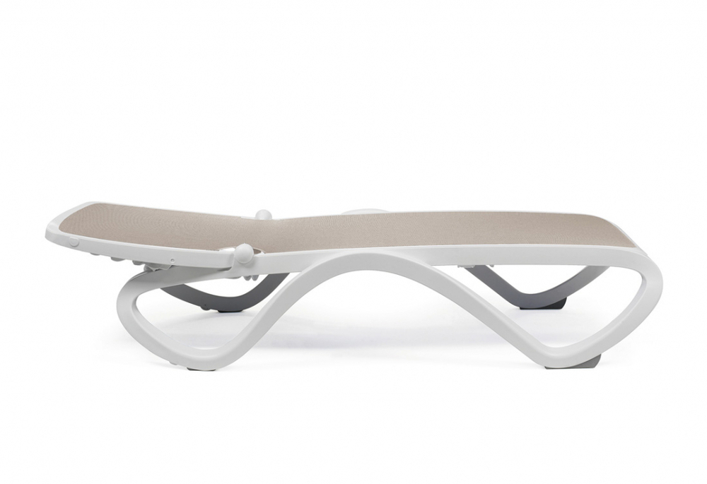 Шезлонг-лежак пластиковый Nardi Omega, тортора