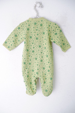 Боди зеленое красивое на 0-3 месяца