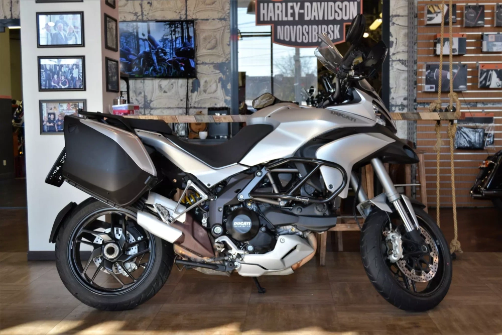 Ducati Multistrada 1200 S Touring (2014)