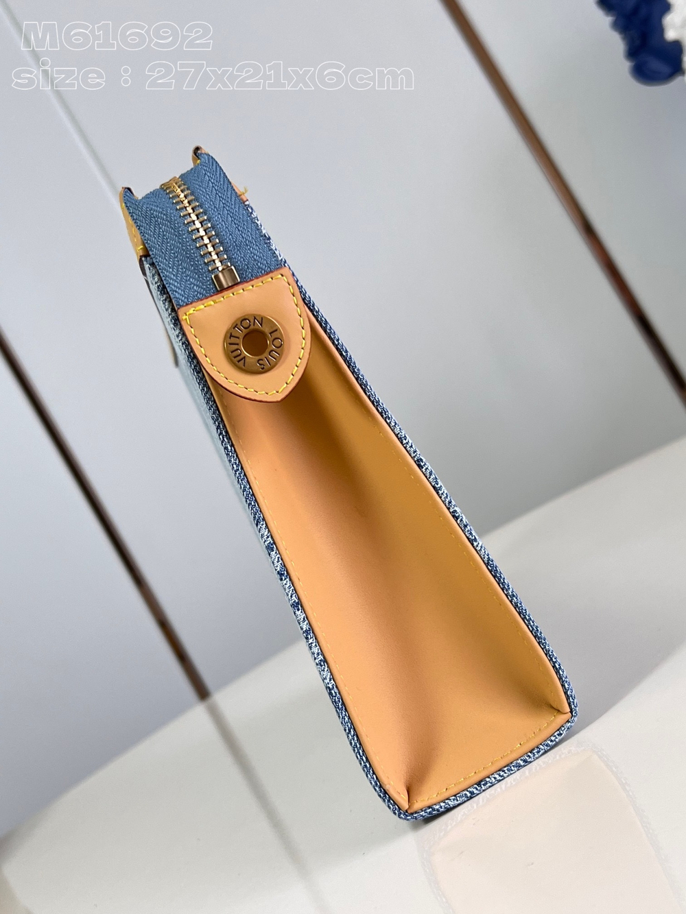 Louis Vuitton Pochette Voyage MM
