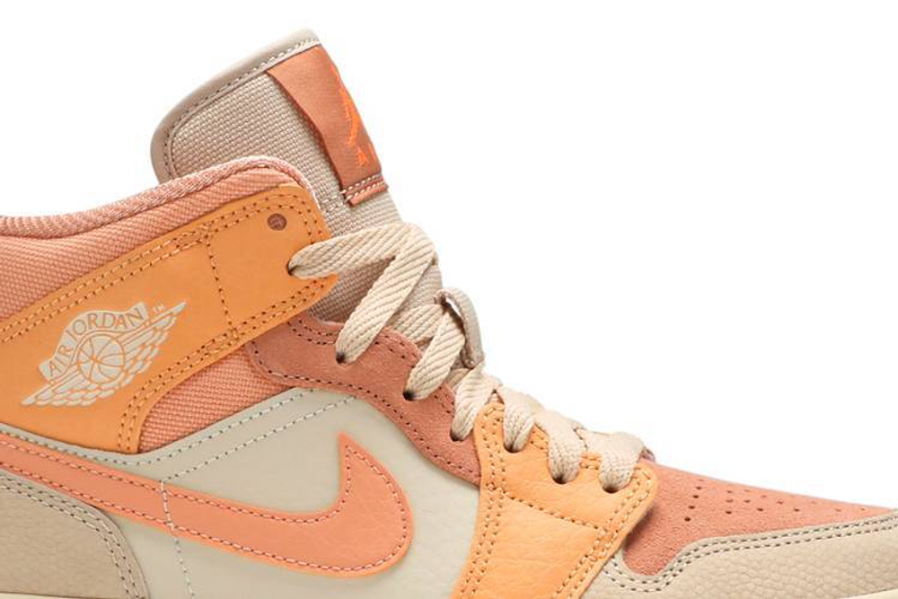 Кроссовки Jordan Air Jordan 1 Mid "Apricot Orange" (Женская размерная сетка)