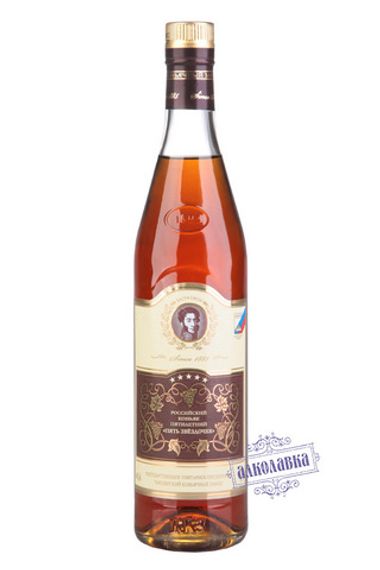 Коньк Кизлярский Пять звездочек 0,5 л