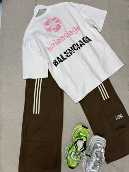 Футболка Balenciaga