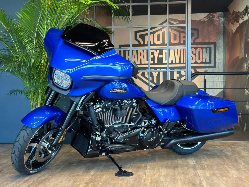 STREET GLIDE SPECIAL, 2024 (Blue Burst/Black Trim)