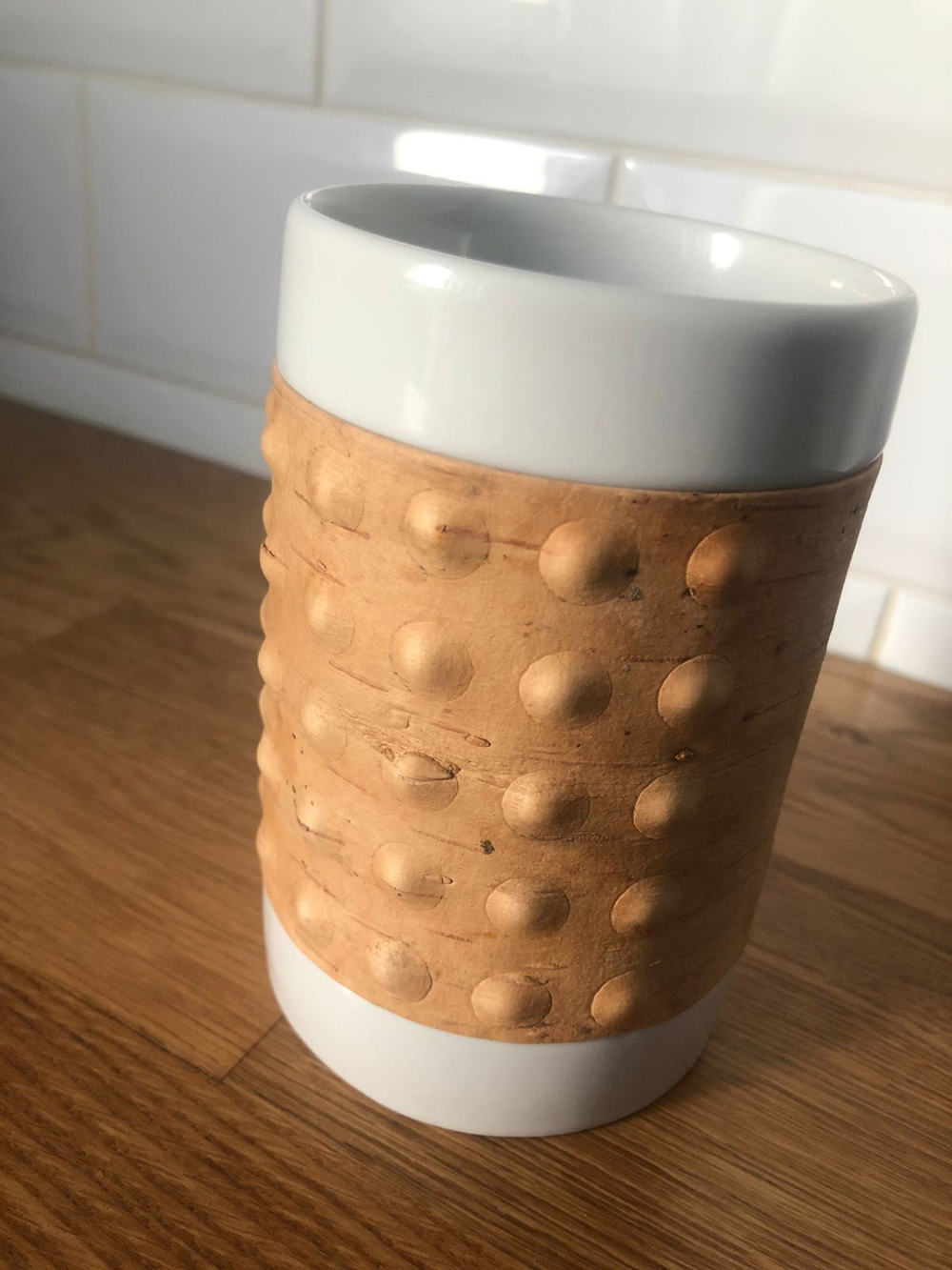 Кружка большая фарфоровая без ручки с берестой. Коллекция Dots (Пупырышки или Точки)