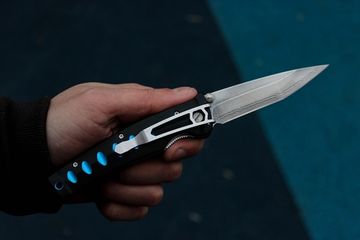Нож складной Mcusta Katana Tanto Basic Folder VG-10 San Mai, Black Blue Anodi...