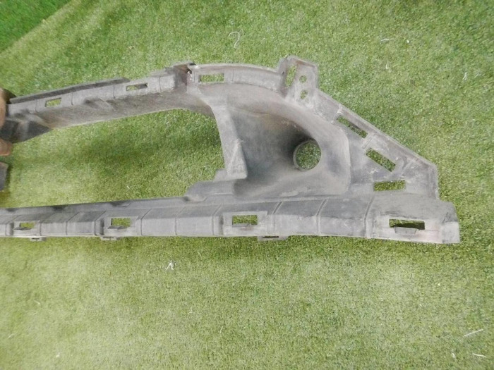 Кронштейн переднего бампера Mercedes GLE c292 (2015-2019)