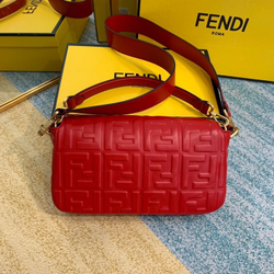 Fendi Baguette 27 cm