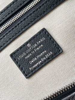 Louis Vuitton Keepall Bandouliere 50