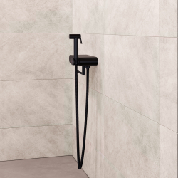 Смеситель с полочкой и держателем туалетной бумаги, с гигиеническим душем - RGW SP-222B, черный