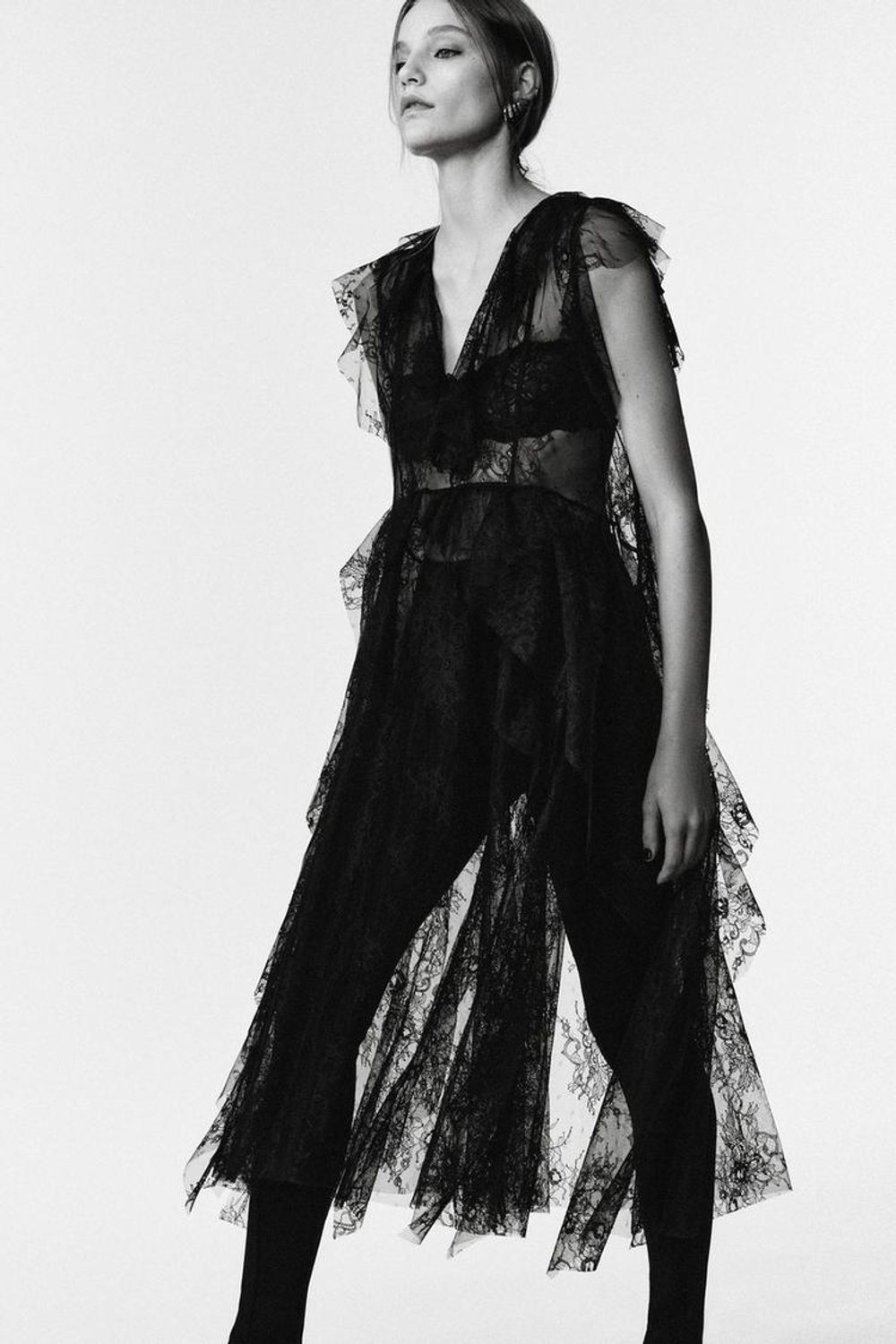 ZARA ПЛАТЬЕ МИДИ С КОРОТКИМИ РУКАВАМИ, ЧЕРНЫЙ