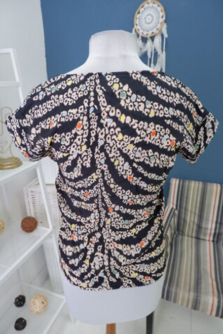 Блузка Cks из вискозы 42 размер